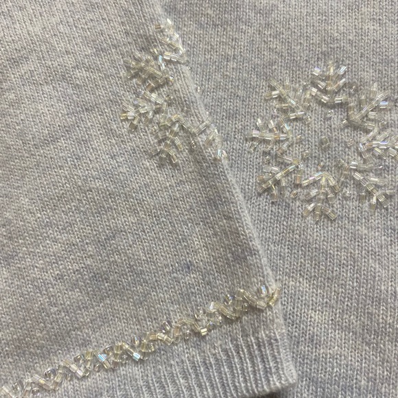 L.L. Bean Light Blue Snowflake Cardigan - Picture 5 of 10